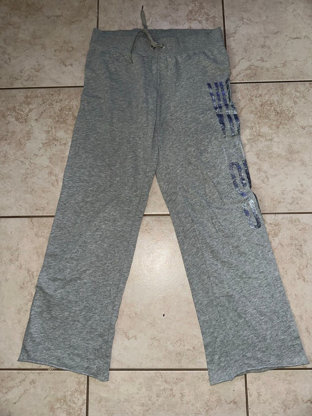 Victoria’s Secret Gray Wide Leg Lounge Sweatpants M Glitter Rhinestone Logo Y2K